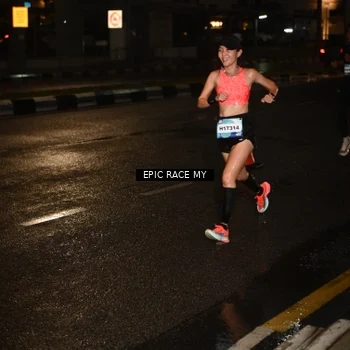 Runner Photo 7701816