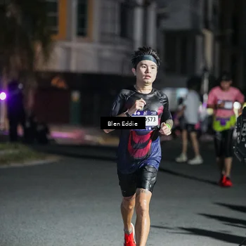 Runner Photo 7701820