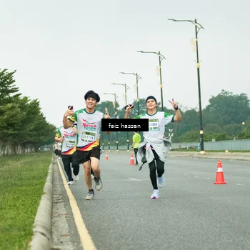 Runner Photo 7701827