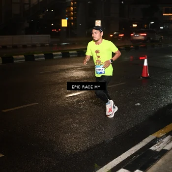 Runner Photo 7701832