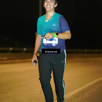 Runner Photo 7701837