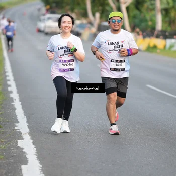 Runner Photo 7701867