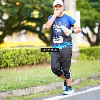 Runner Photo 7701868