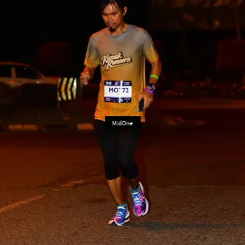Runner Photo 7701873