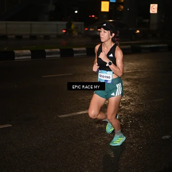 Runner Photo 7701876
