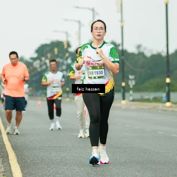 Runner Photo 7701877