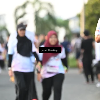 Runner Photo 7701879