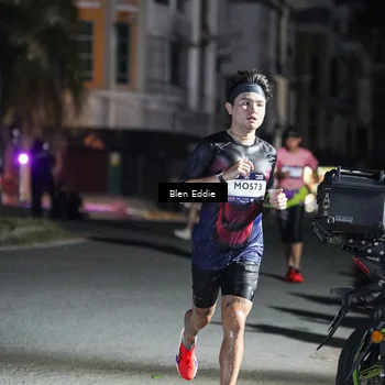 Runner Photo 7701884
