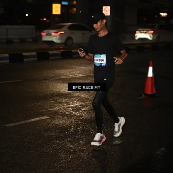 Runner Photo 7701887