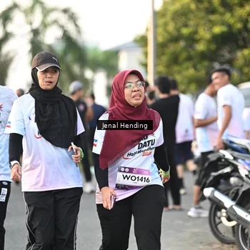 Runner Photo 7701894