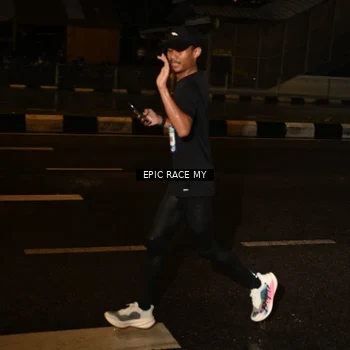 Runner Photo 7701901