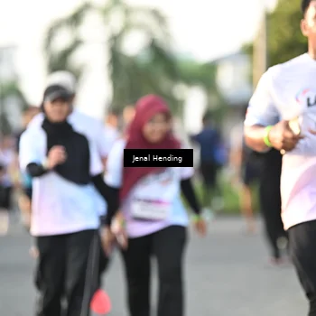 Runner Photo 7701904