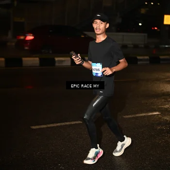 Runner Photo 7701908