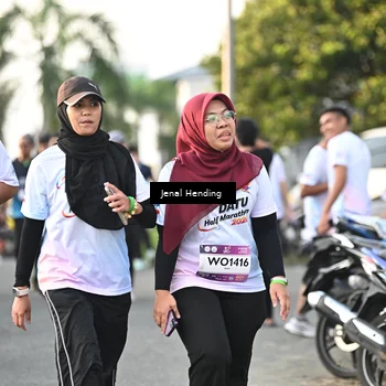 Runner Photo 7701910