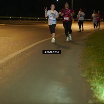 Runner Photo 7701917