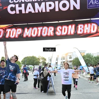 Runner Photo 7701921