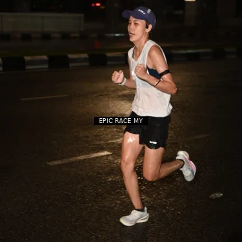 Runner Photo 7701923