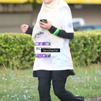 Runner Photo 7701929