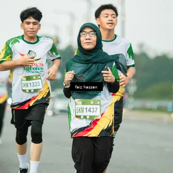 Runner Photo 7701941