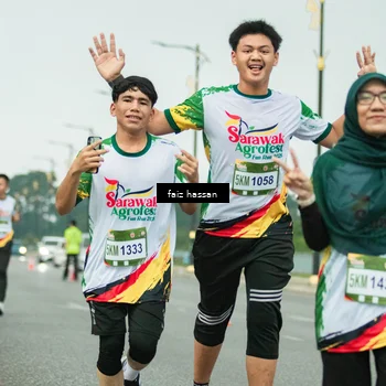 Runner Photo 7701946