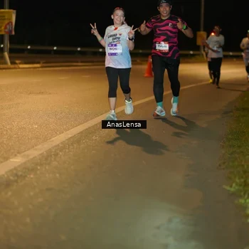 Runner Photo 7701957