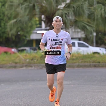 Runner Photo 7701961