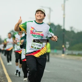 Runner Photo 7701969