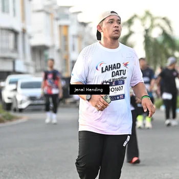 Runner Photo 7701980