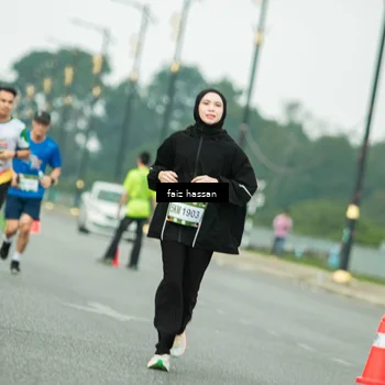 Runner Photo 7701993