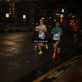 Runner Photo 7701995
