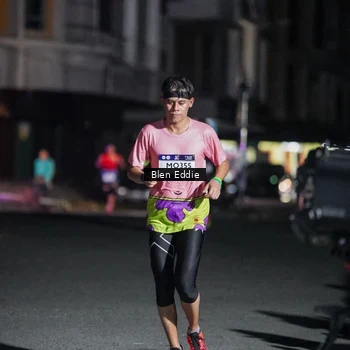 Runner Photo 7702005