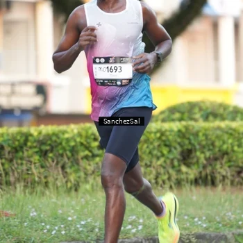 Runner Photo 7702007