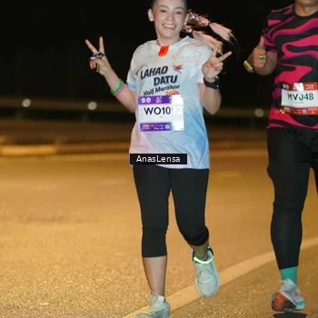 Runner Photo 7702014