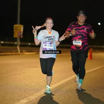 Runner Photo 7702016