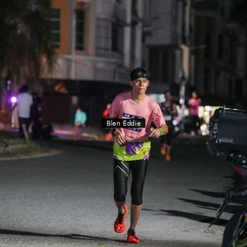 Runner Photo 7702020