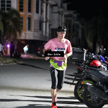 Runner Photo 7702037