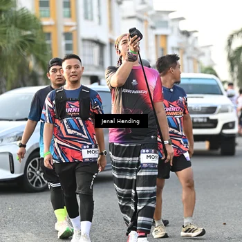 Runner Photo 7702046