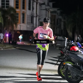 Runner Photo 7702051