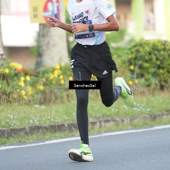 Runner Photo 7702053