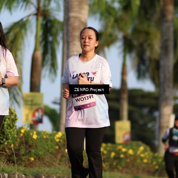 Runner Photo 7702062
