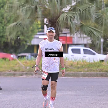 Runner Photo 7702072