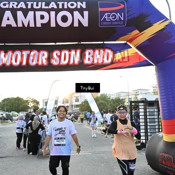 Runner Photo 7702087