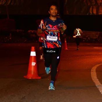 Runner Photo 7702095