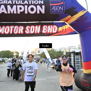 Runner Photo 7702104