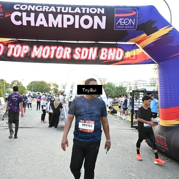 Runner Photo 7702114