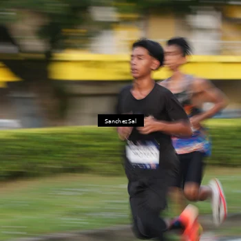 Runner Photo 7702120