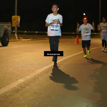 Runner Photo 7702121