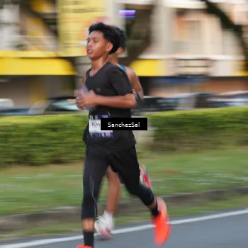 Runner Photo 7702130
