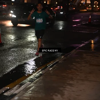 Runner Photo 7702131