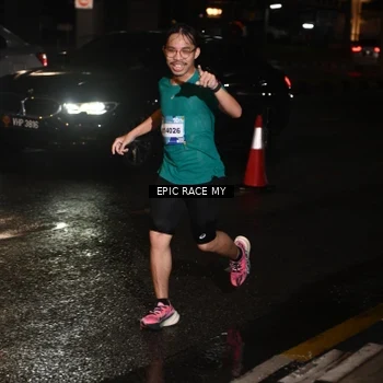 Runner Photo 7702158